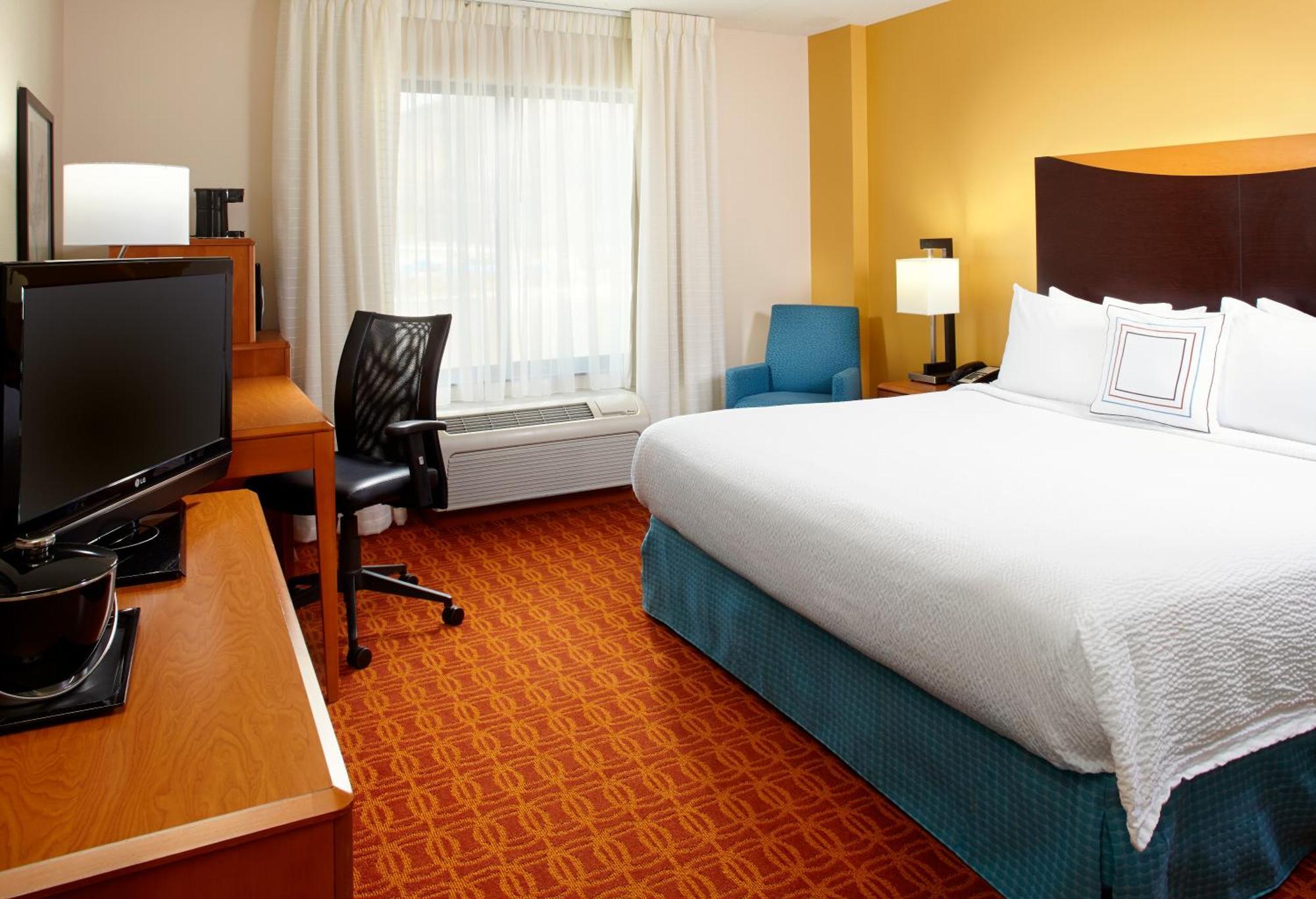 Fairfield Inn & Suites Pittsburgh Neville Island Робинсон-Тауншип Экстерьер фото