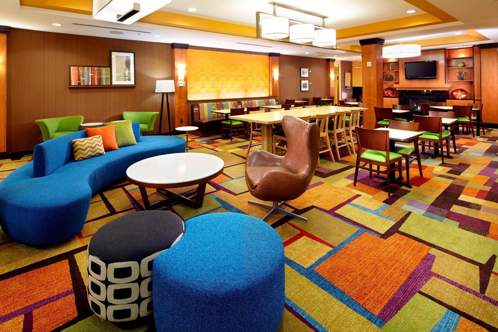 Fairfield Inn & Suites Pittsburgh Neville Island Робинсон-Тауншип Экстерьер фото