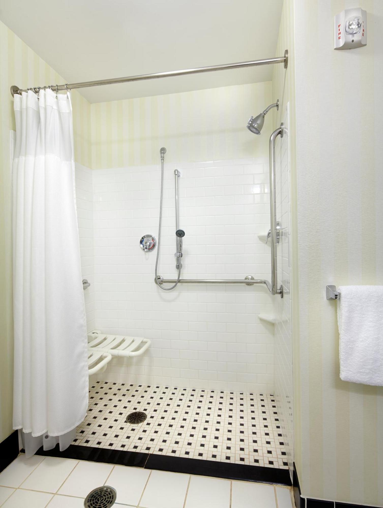 Fairfield Inn & Suites Pittsburgh Neville Island Робинсон-Тауншип Экстерьер фото