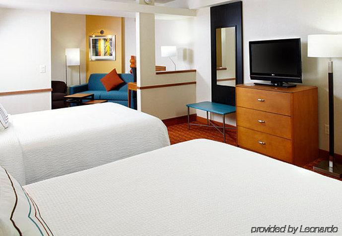 Fairfield Inn & Suites Pittsburgh Neville Island Робинсон-Тауншип Экстерьер фото